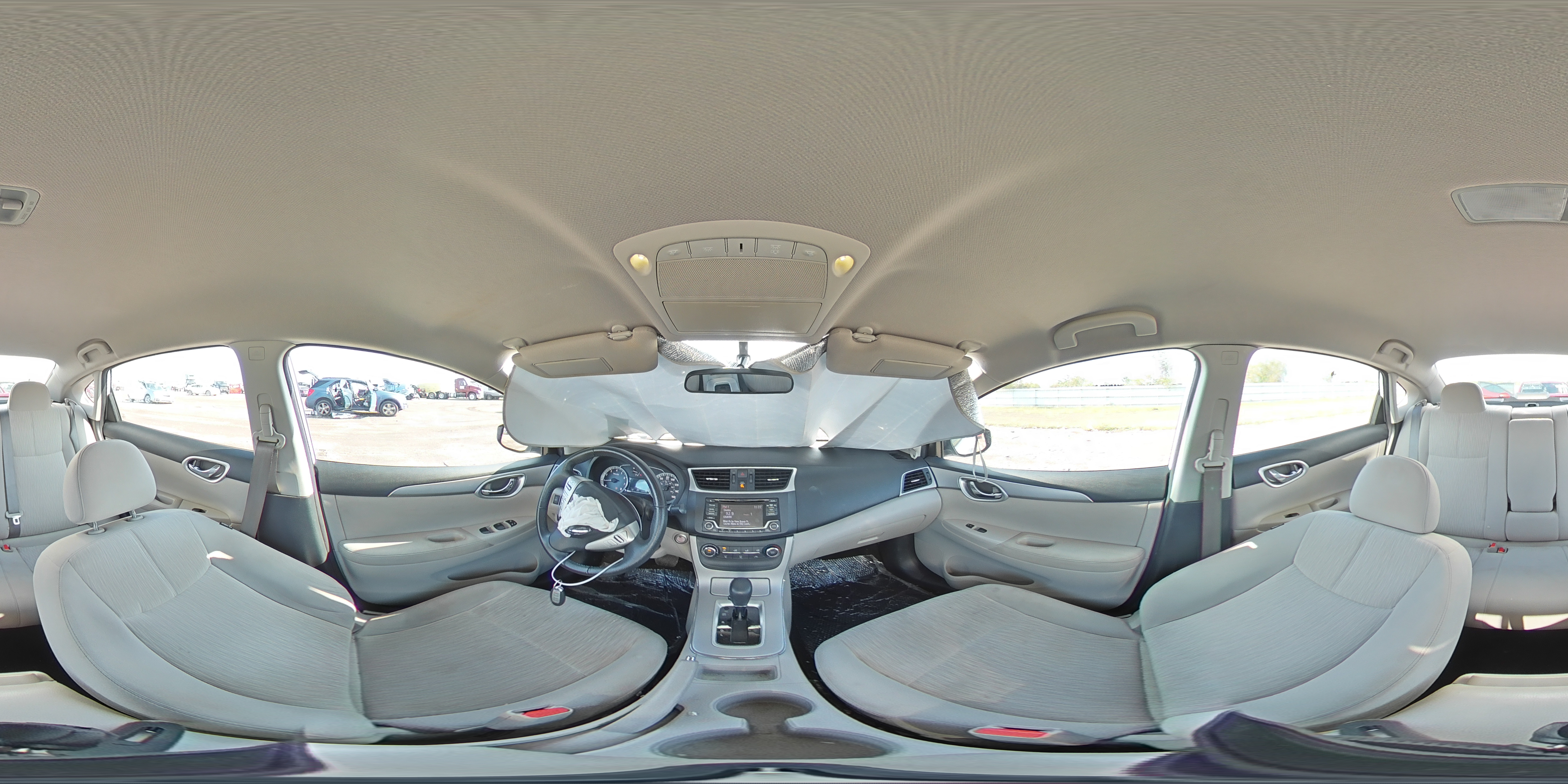 2015 Nissan Sentra - Image 13
