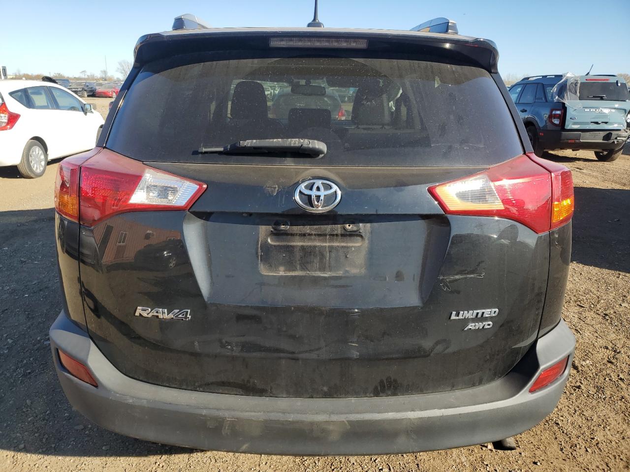 2015 Toyota RAV 4 - Image 6