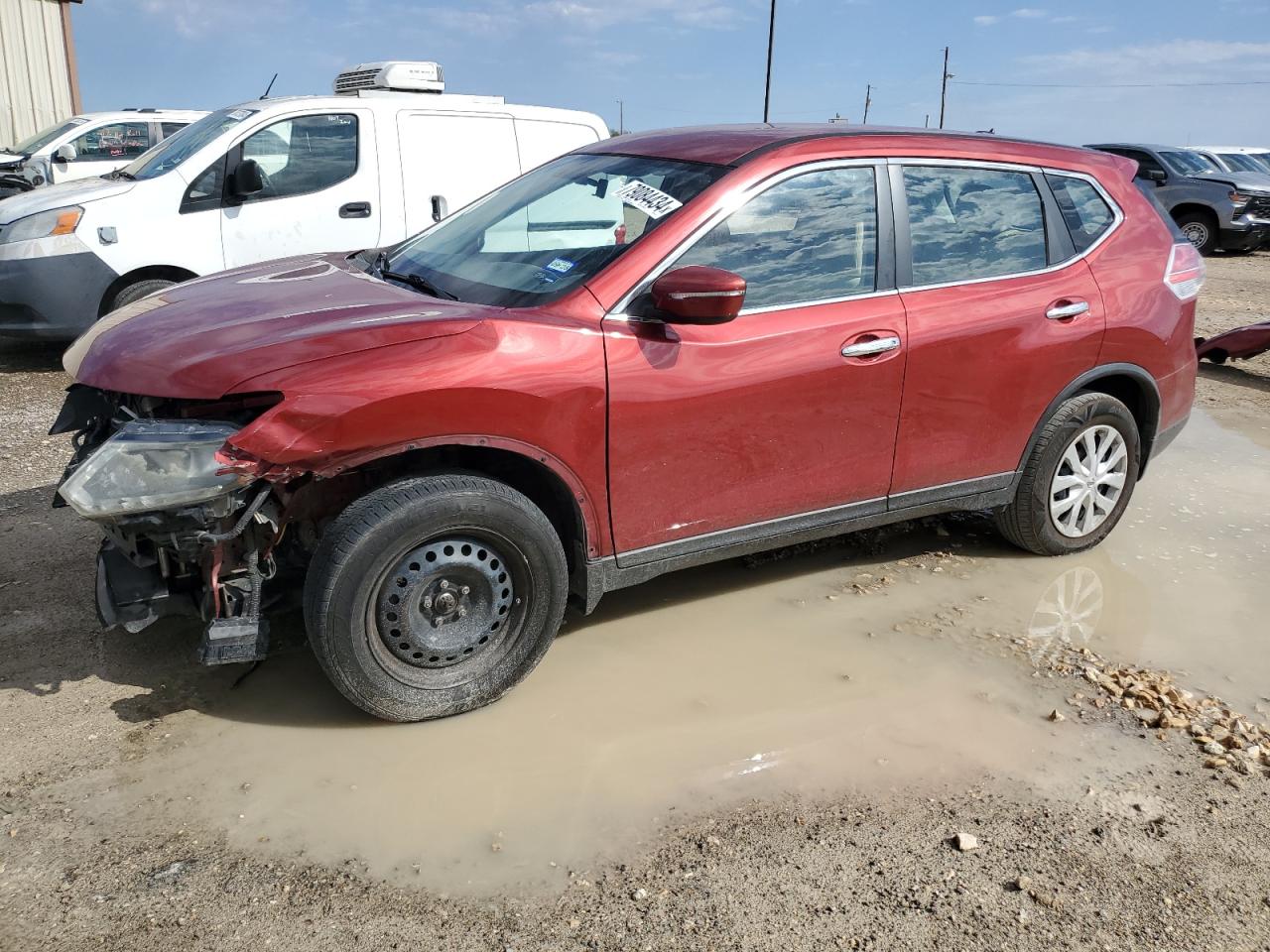 2015 Nissan Rogue - Image 1