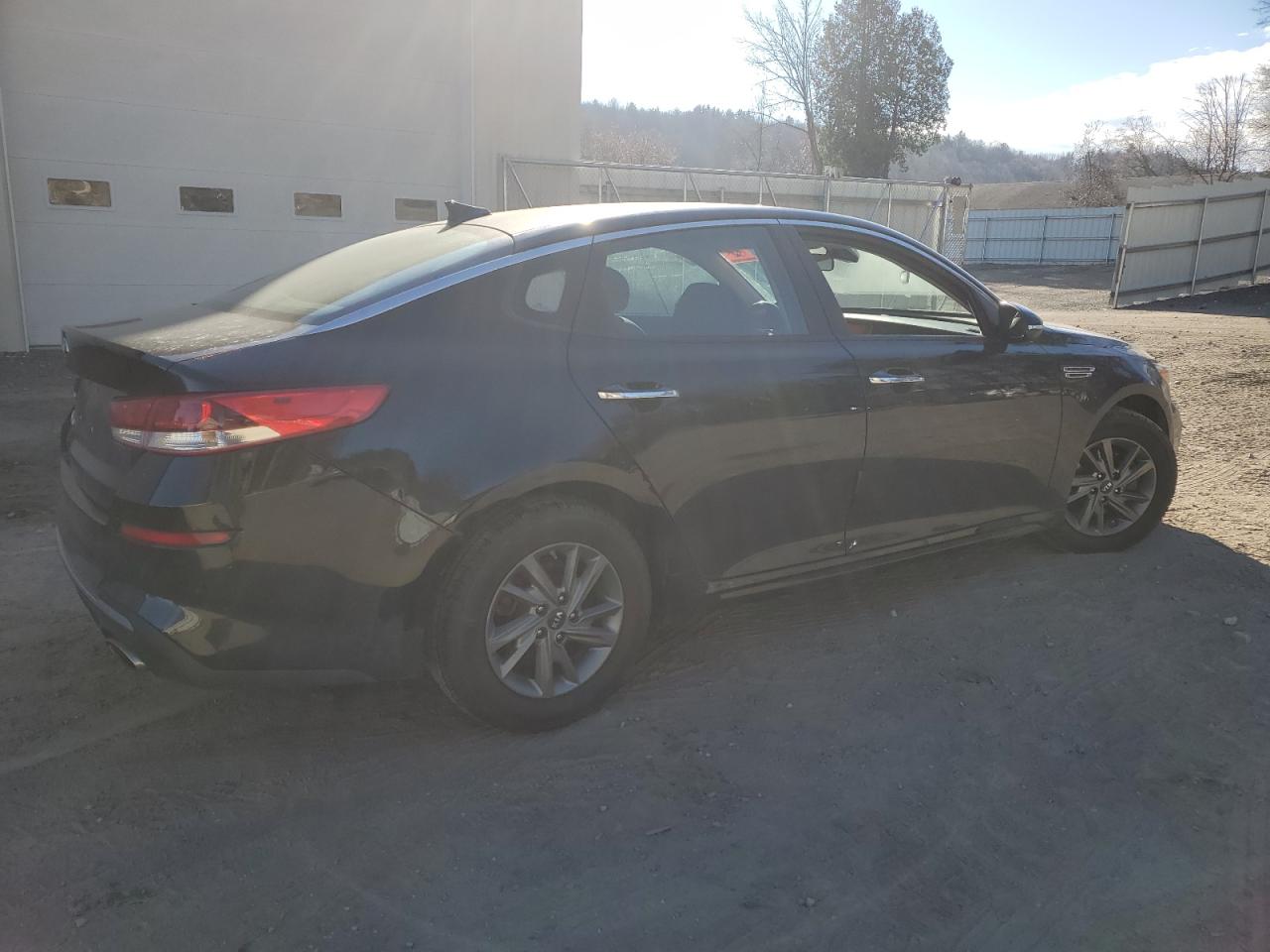 2019 Kia Optima - Image 3