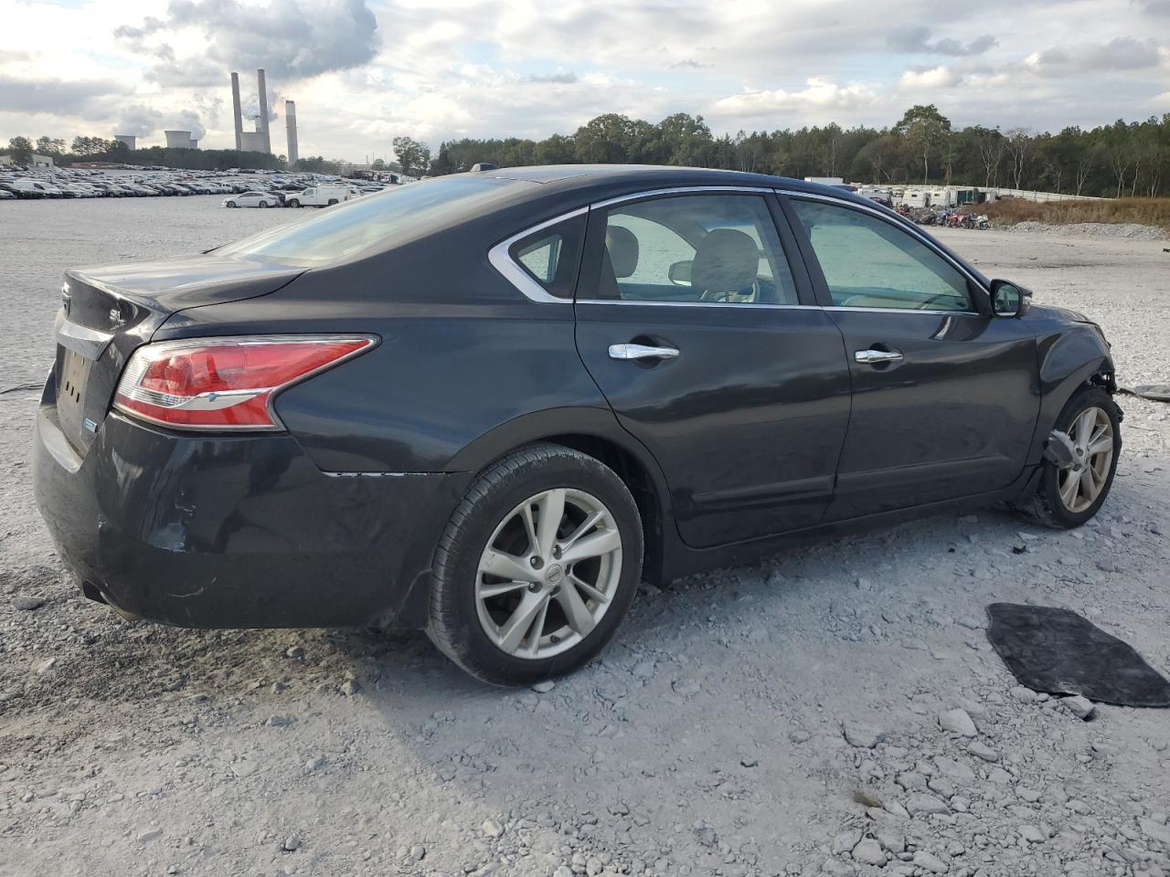 2014 Nissan Altima - Image 3