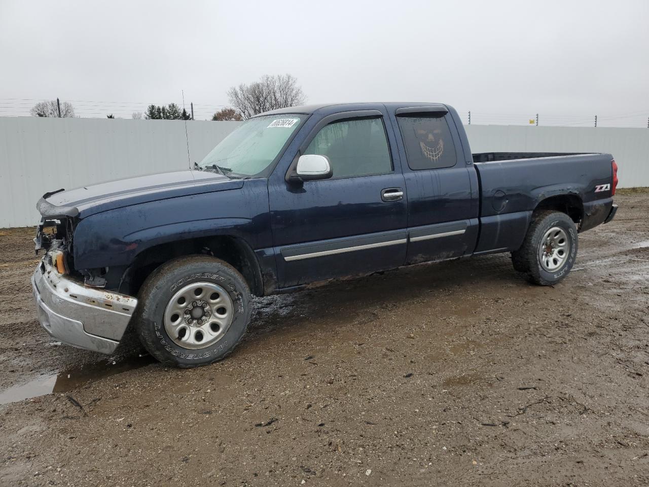 2005 Chevrolet Silverado - Image 1
