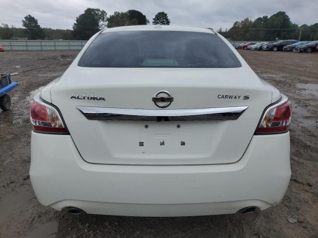 Sedans NISSAN ALTIMA 2015 White