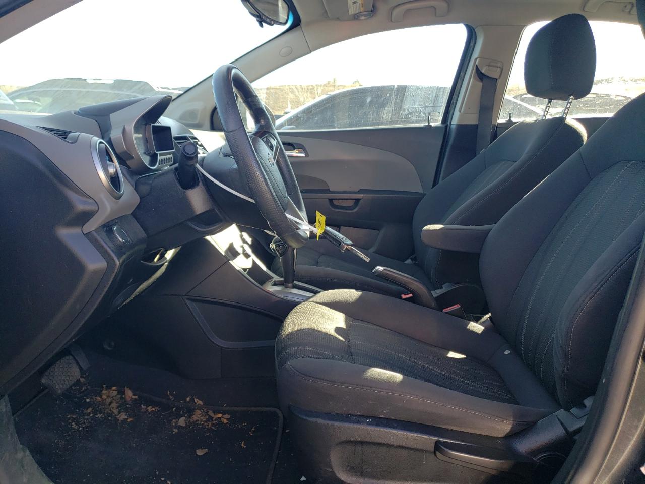 2016 Chevrolet Sonic - Image 7