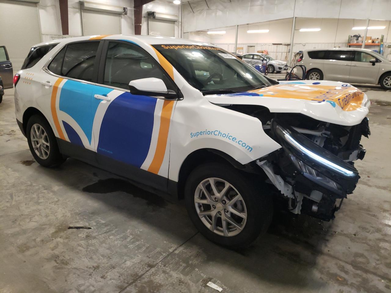 2023 Chevrolet Equinox - Image 4