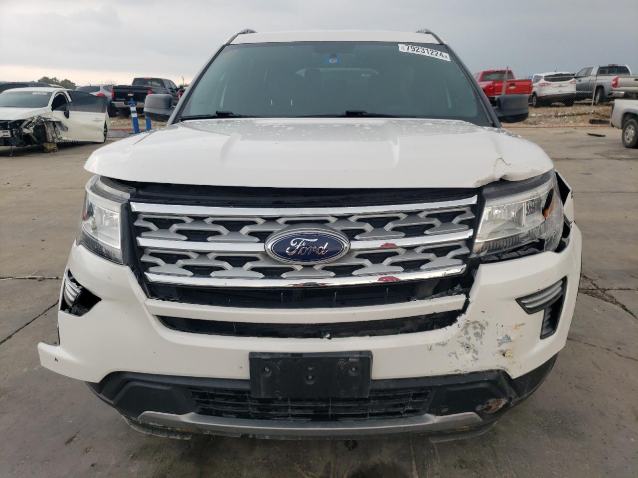 2019 Ford Explorer - Image 5