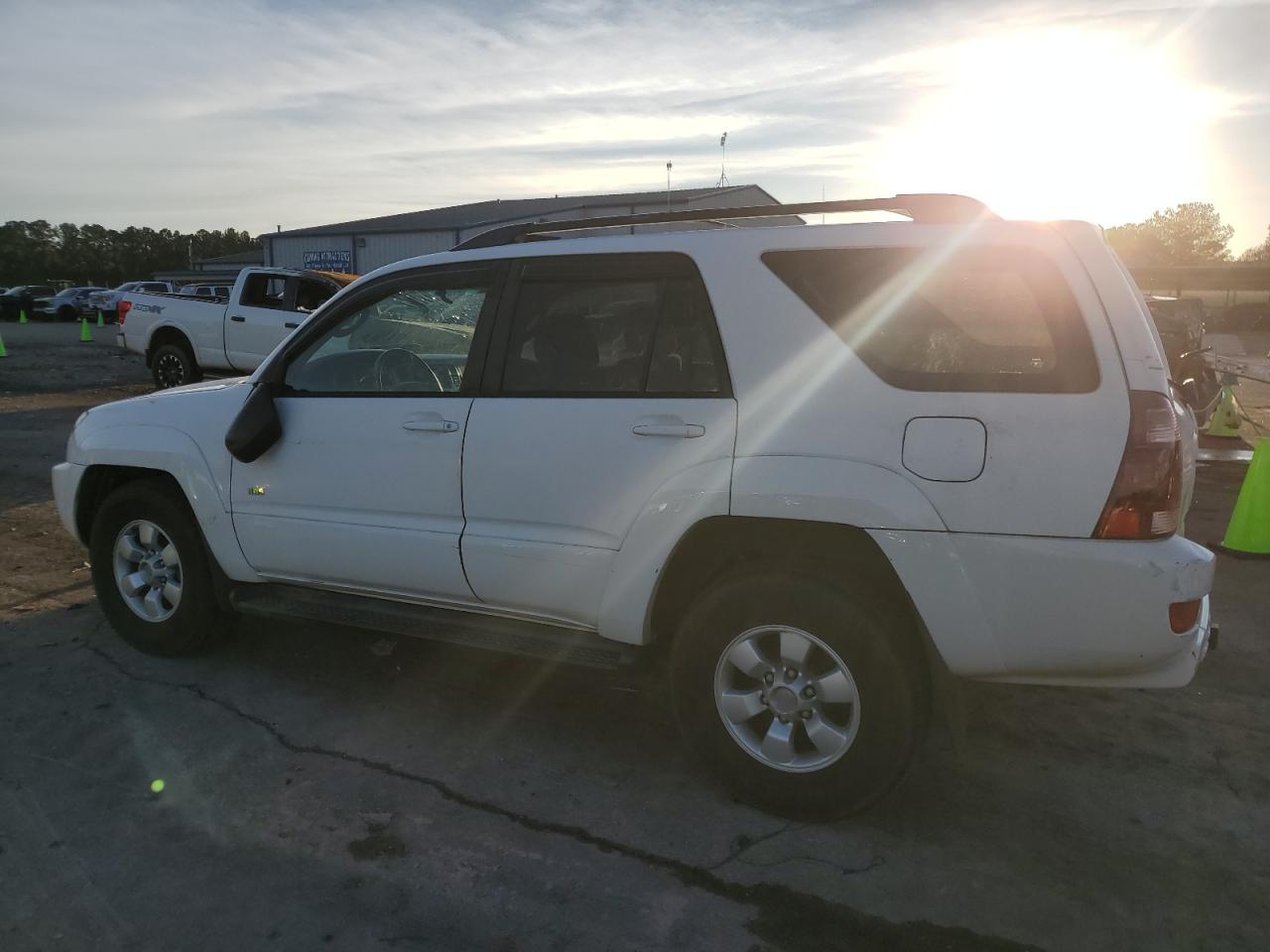 2005 Toyota 4Runner - Image 2