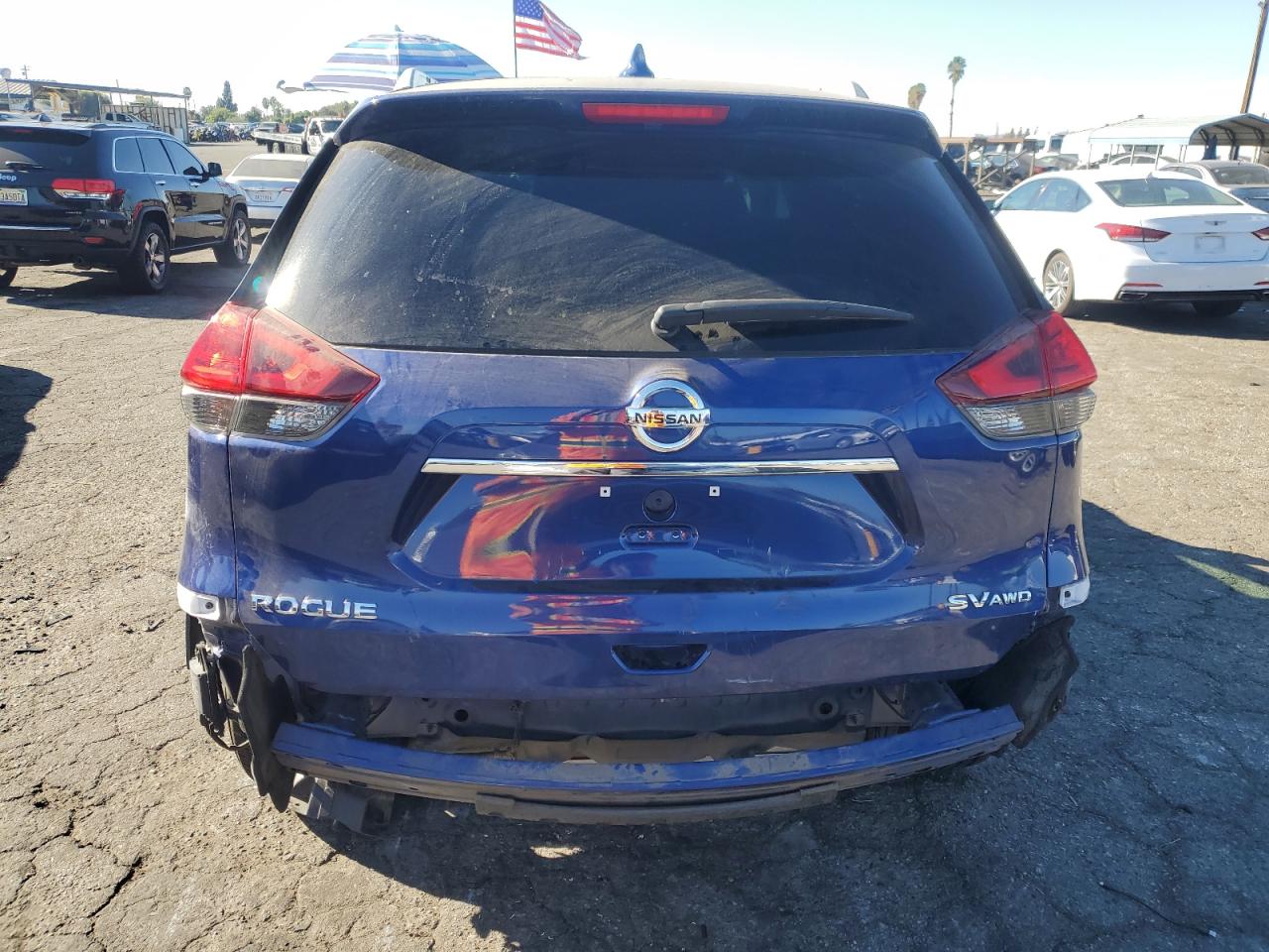 2017 Nissan Rogue - Image 6