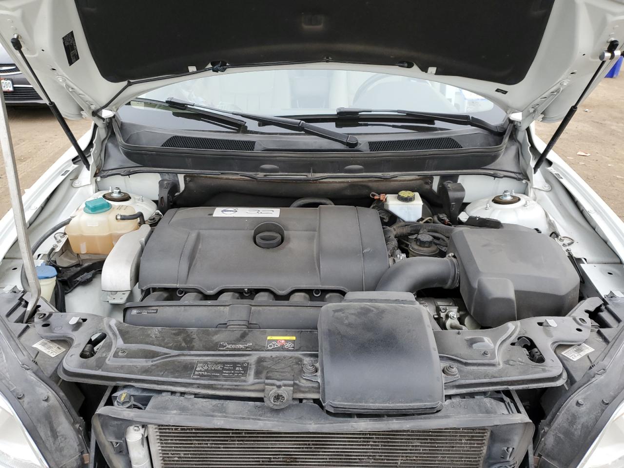 2013 Volvo XC90 - Image 12