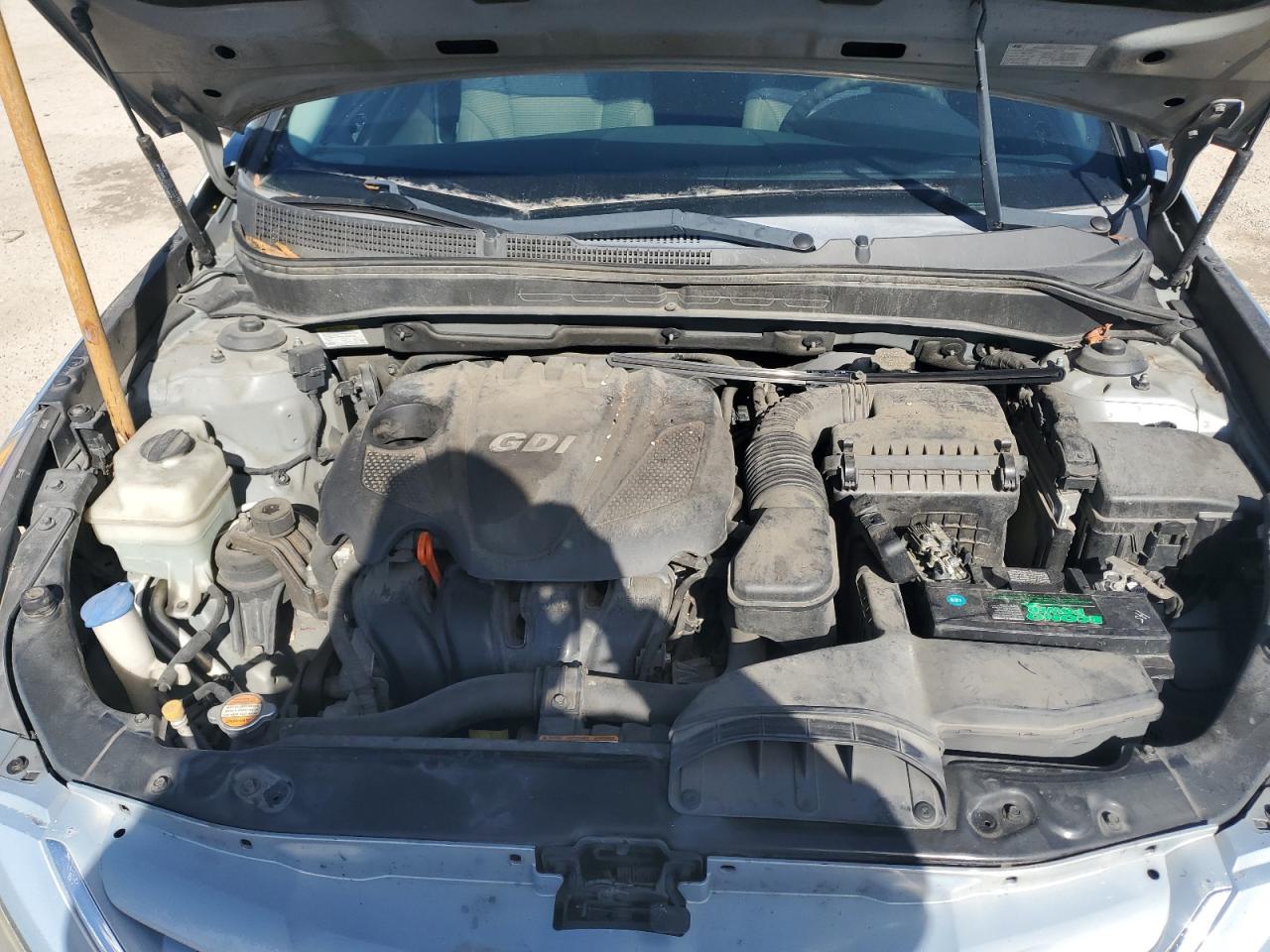 2011 Hyundai Sonata - Image 11