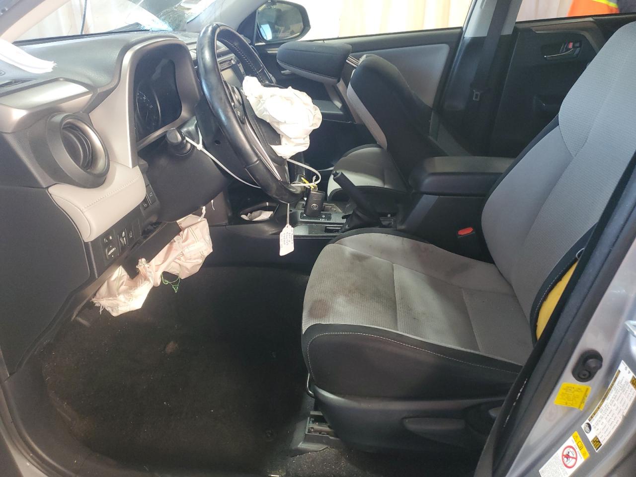 2018 Toyota RAV 4 - Image 7