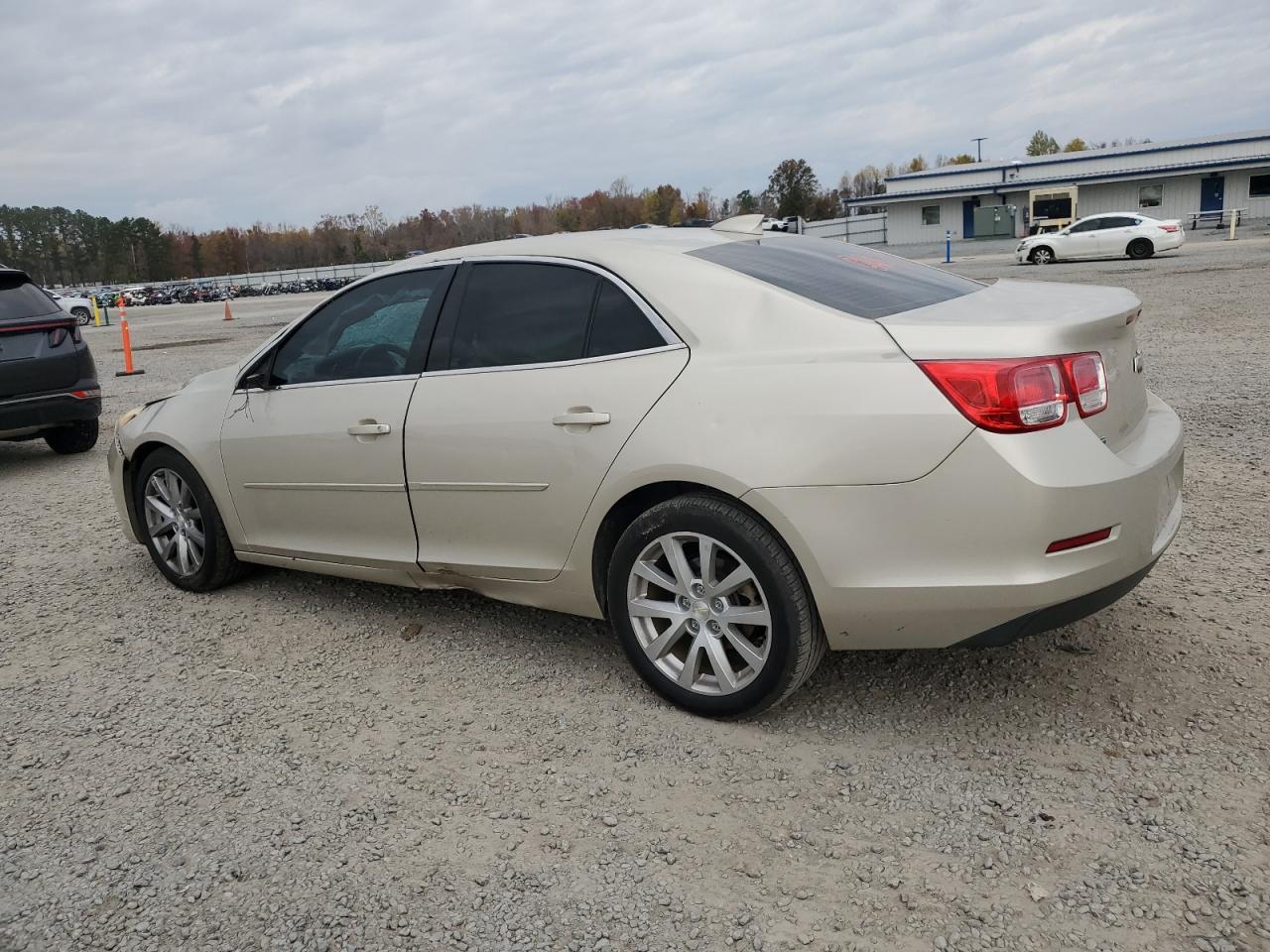 2015 Chevrolet Malibu - Image 2