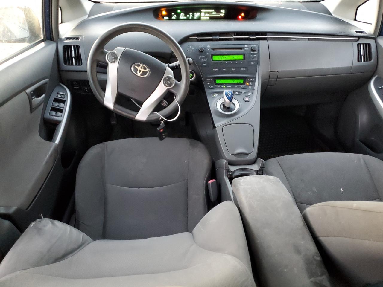 2010 Toyota Prius - Image 8