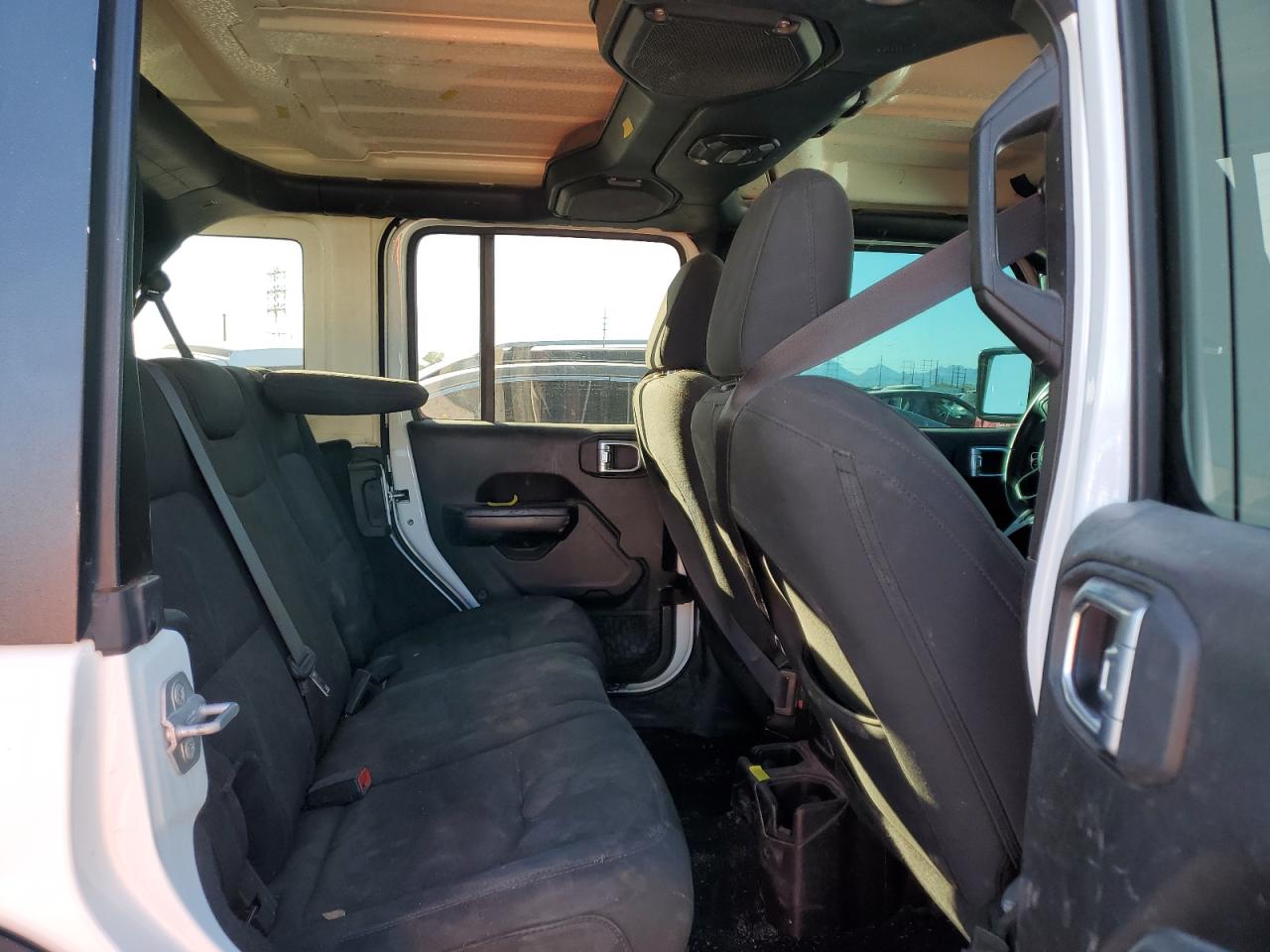 2019 Jeep Wrangler - Image 10