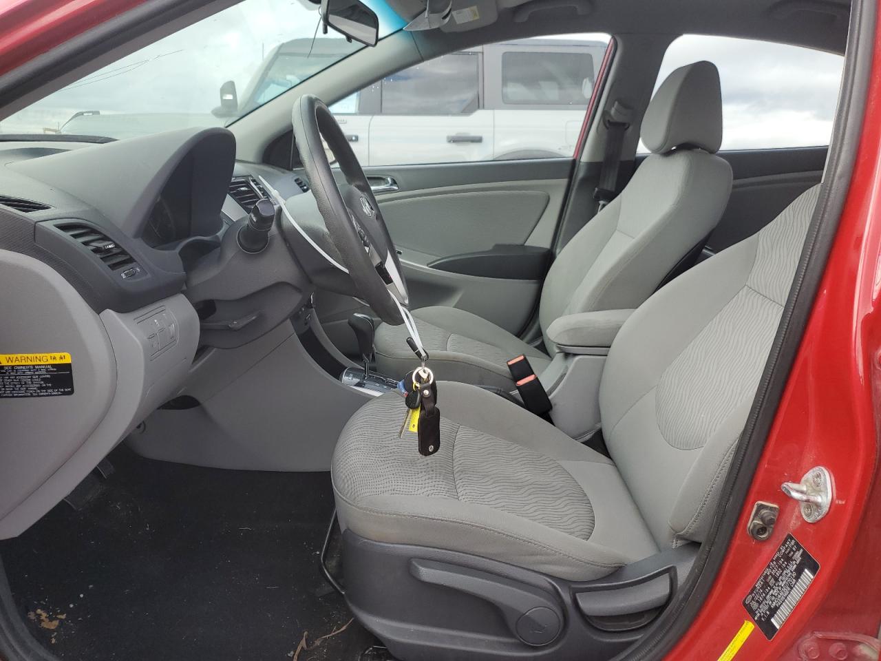 2014 Hyundai Accent - Image 7