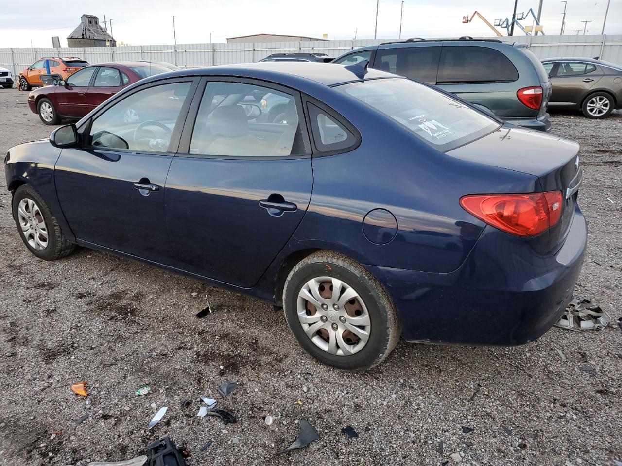 2010 Hyundai Elantra - Image 2