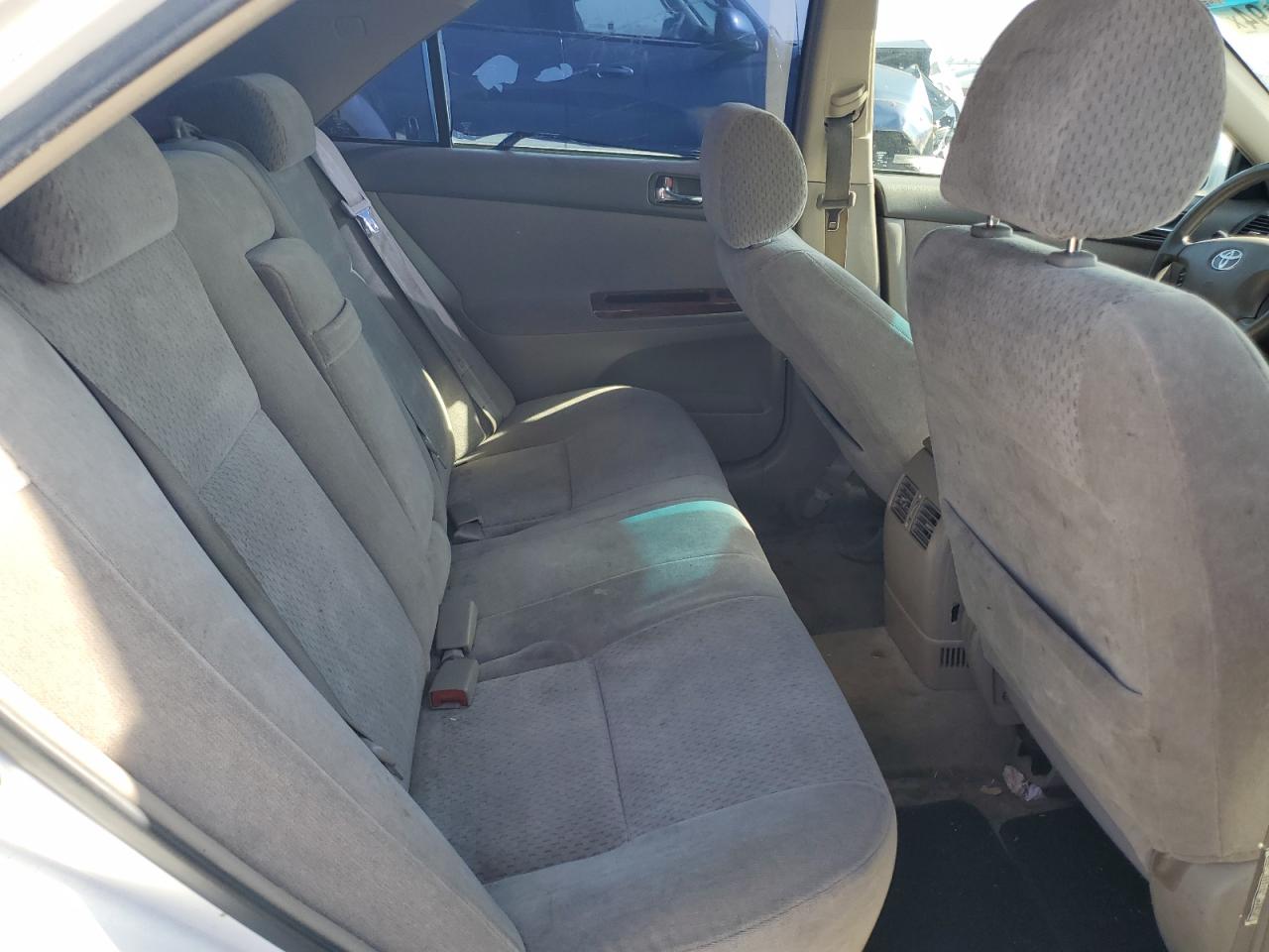 2003 Toyota Camry - Image 10