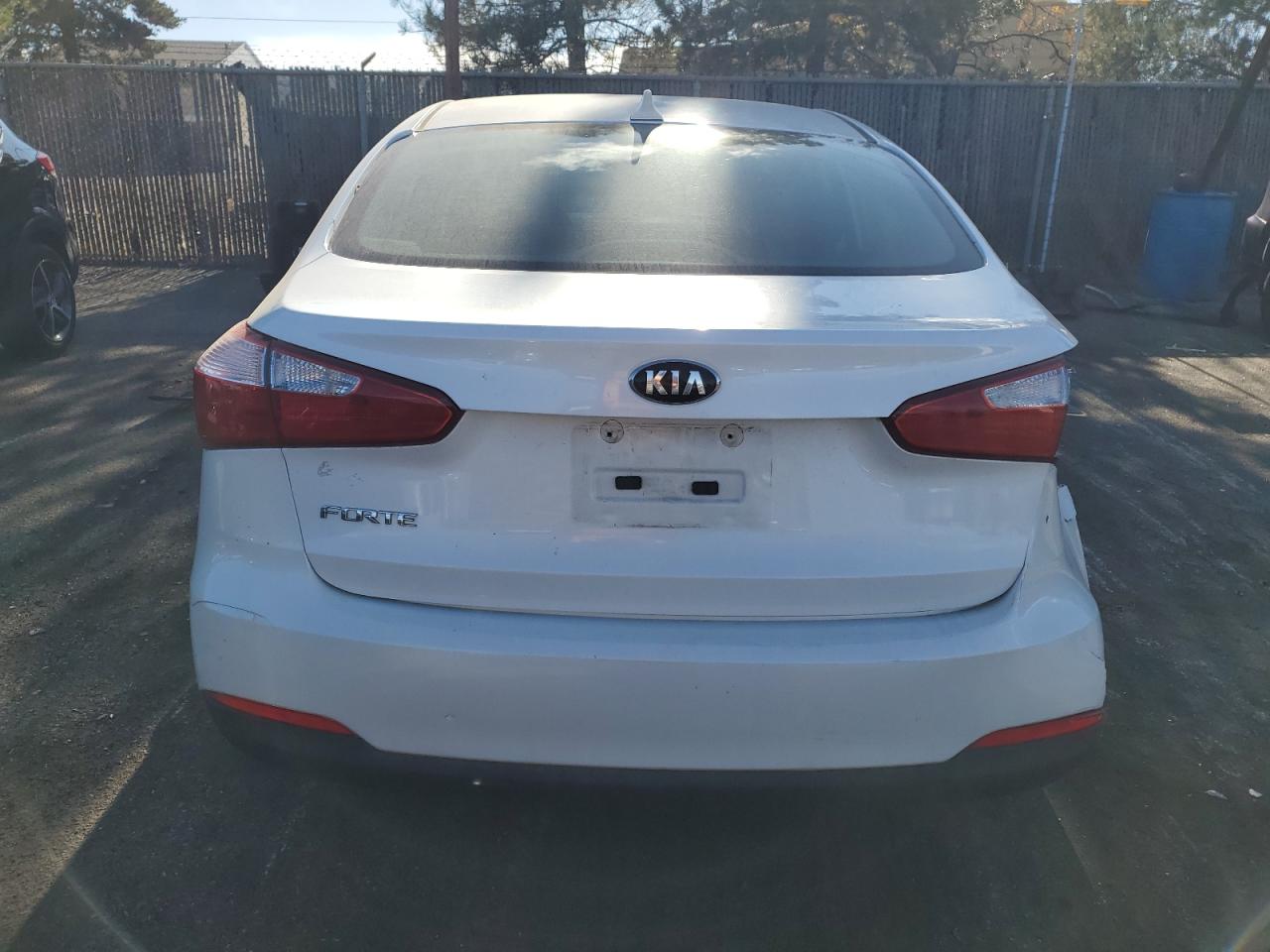 2014 Kia Forte Lx VIN: KNAFX4A61E5140209 Lot: 81728984