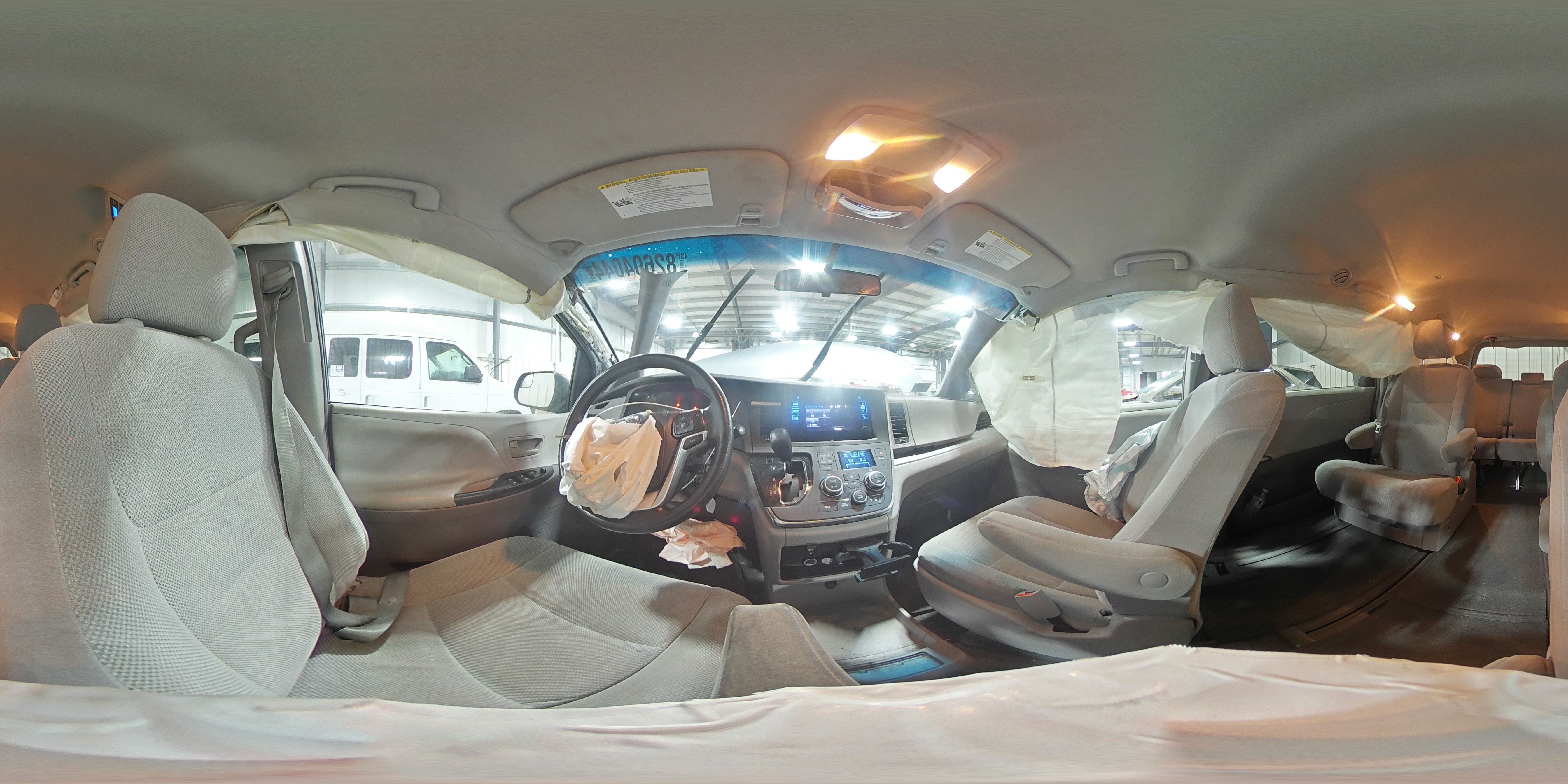 5TDZK3DC7FS671176 2015 TOYOTA SIENNA - Image 16