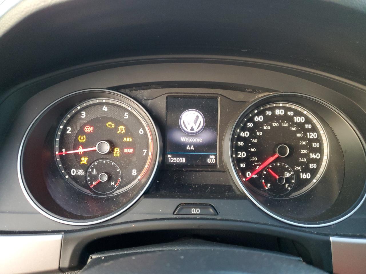 2018 Volkswagen Atlas - Image 9