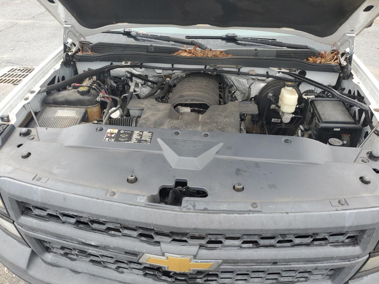 2014 Chevrolet Silverado - Image 11