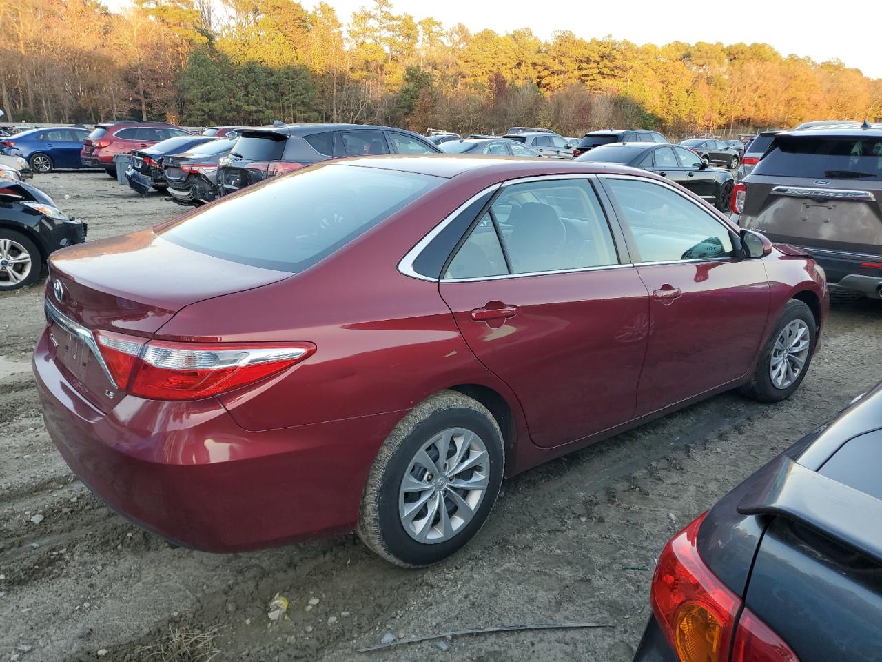 2016 Toyota Camry - Image 3