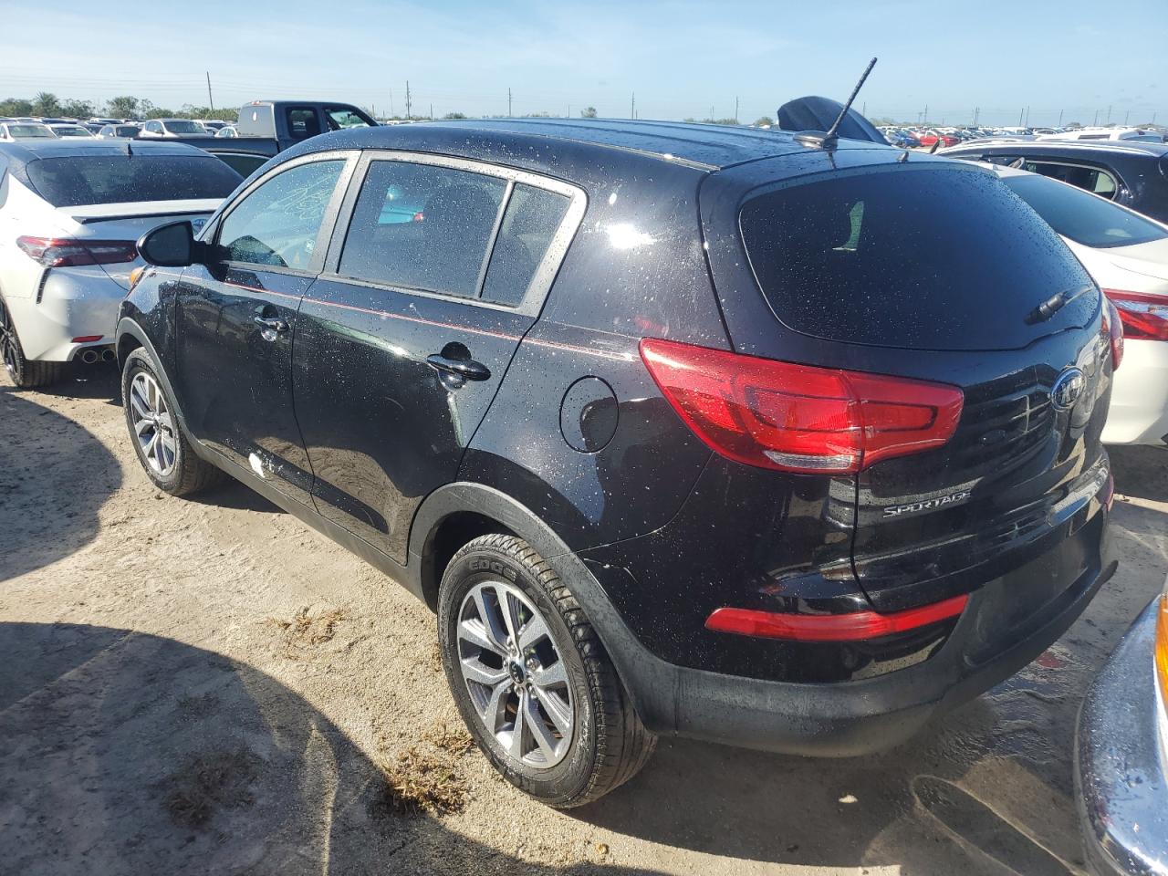 2015 Kia Sportage - Image 2