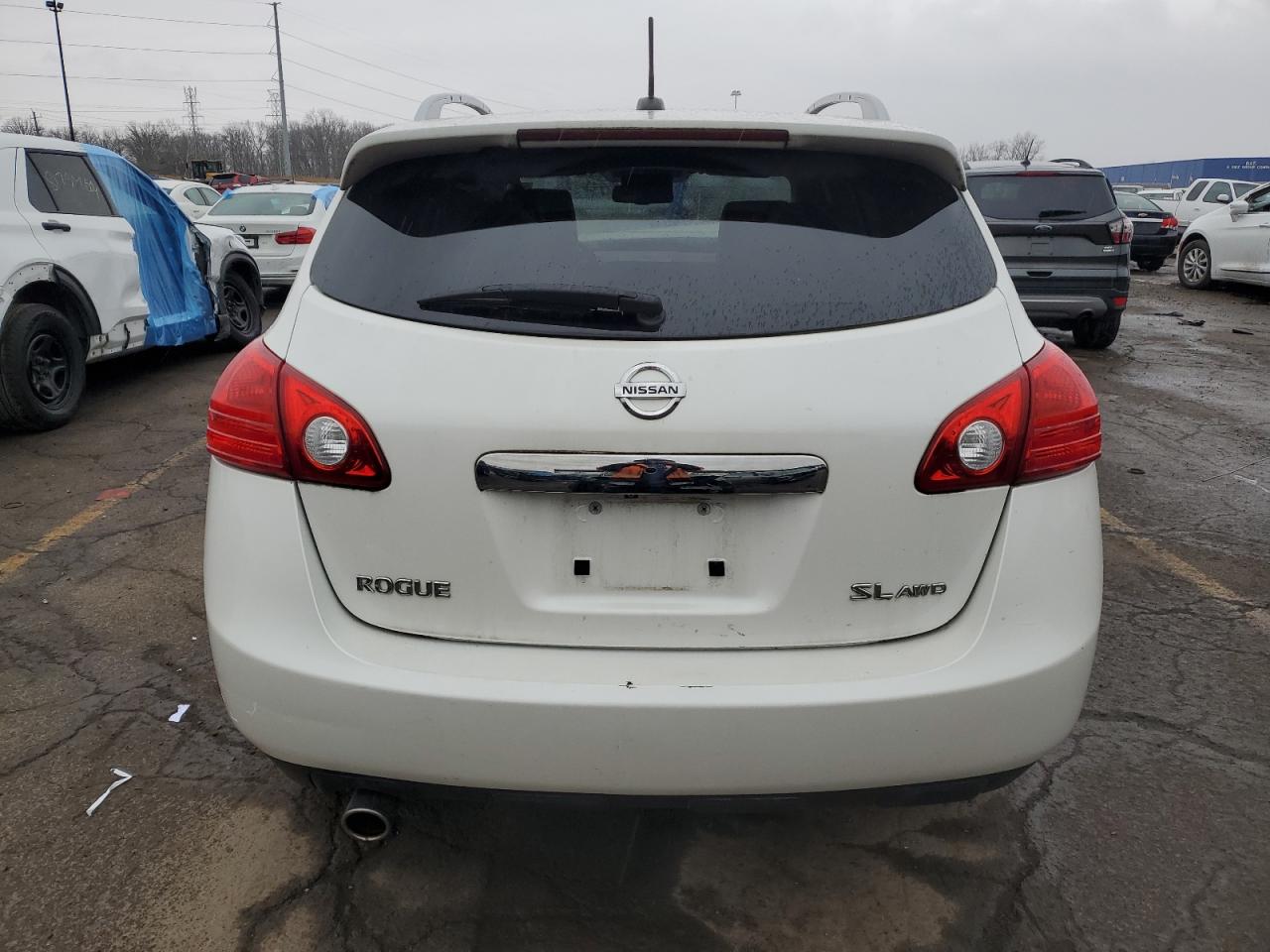 2011 Nissan Rogue - Image 6