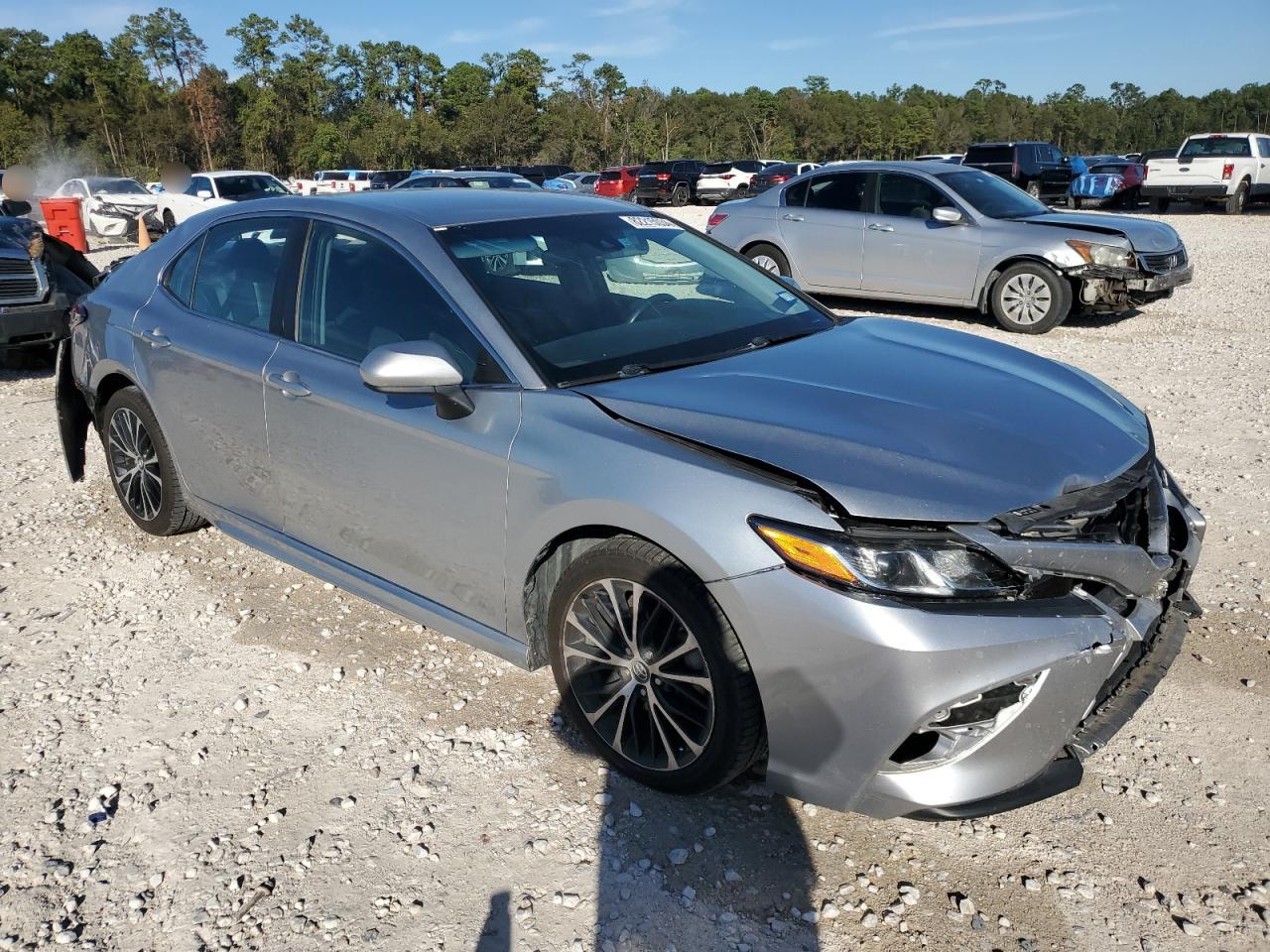 VIN 4T1B11HK5JU150726 2018 TOYOTA CAMRY no.4