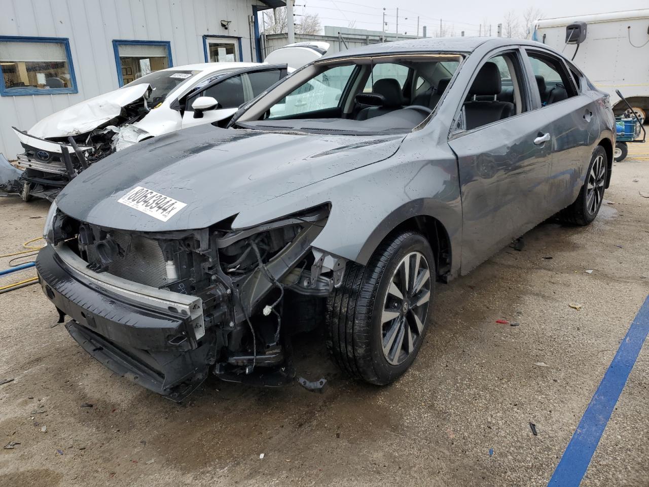 2017 Nissan Altima - Image 1