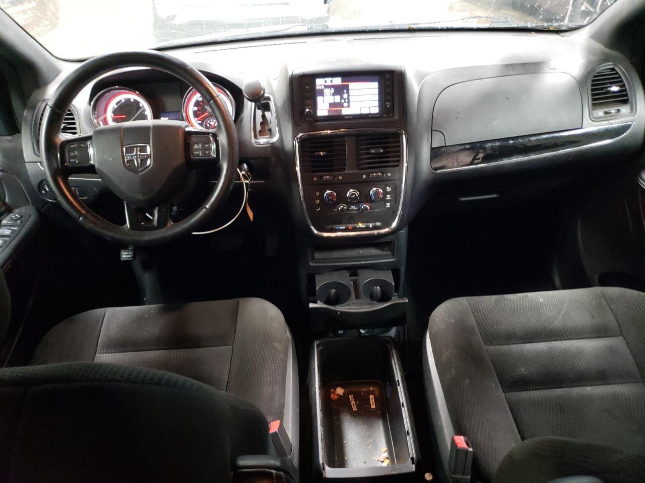 2017 Dodge Caravan - Image 8