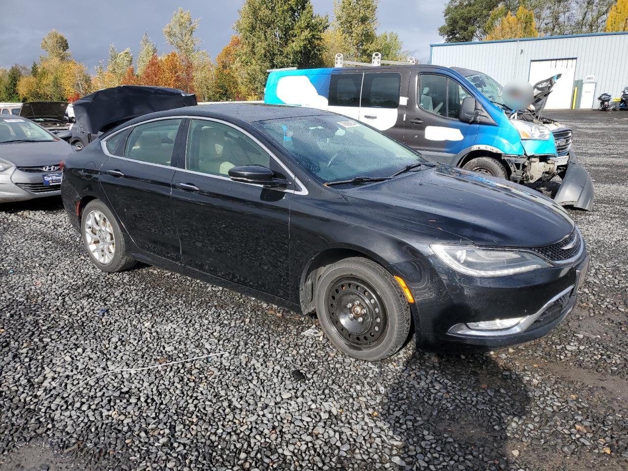 2015 Chrysler 200 - Image 4