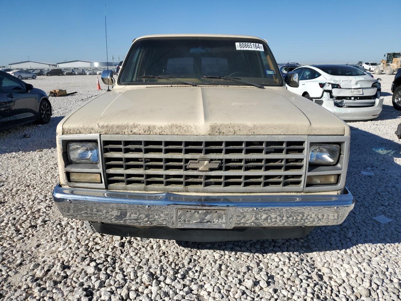 1990 Chevrolet Suburban - Image 5