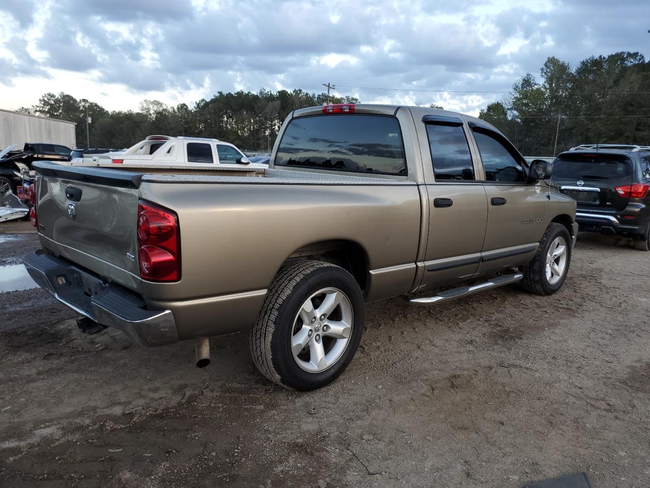 2007 Dodge RAM - Image 3