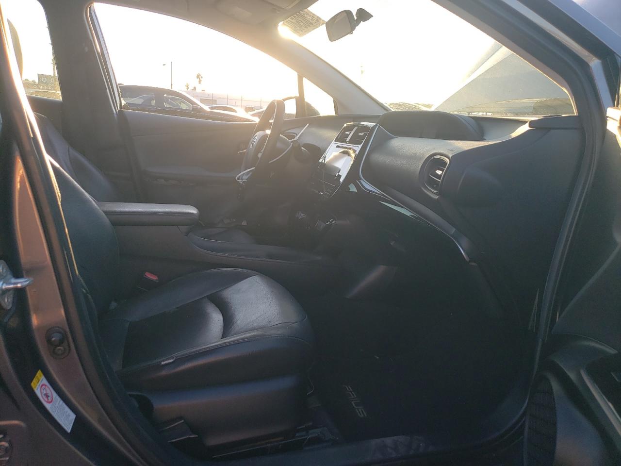 2016 Toyota Prius - Image 7