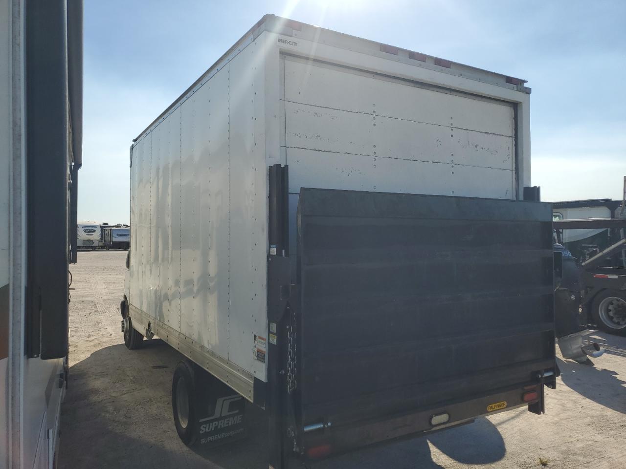 2013 Chevrolet Express - Image 2
