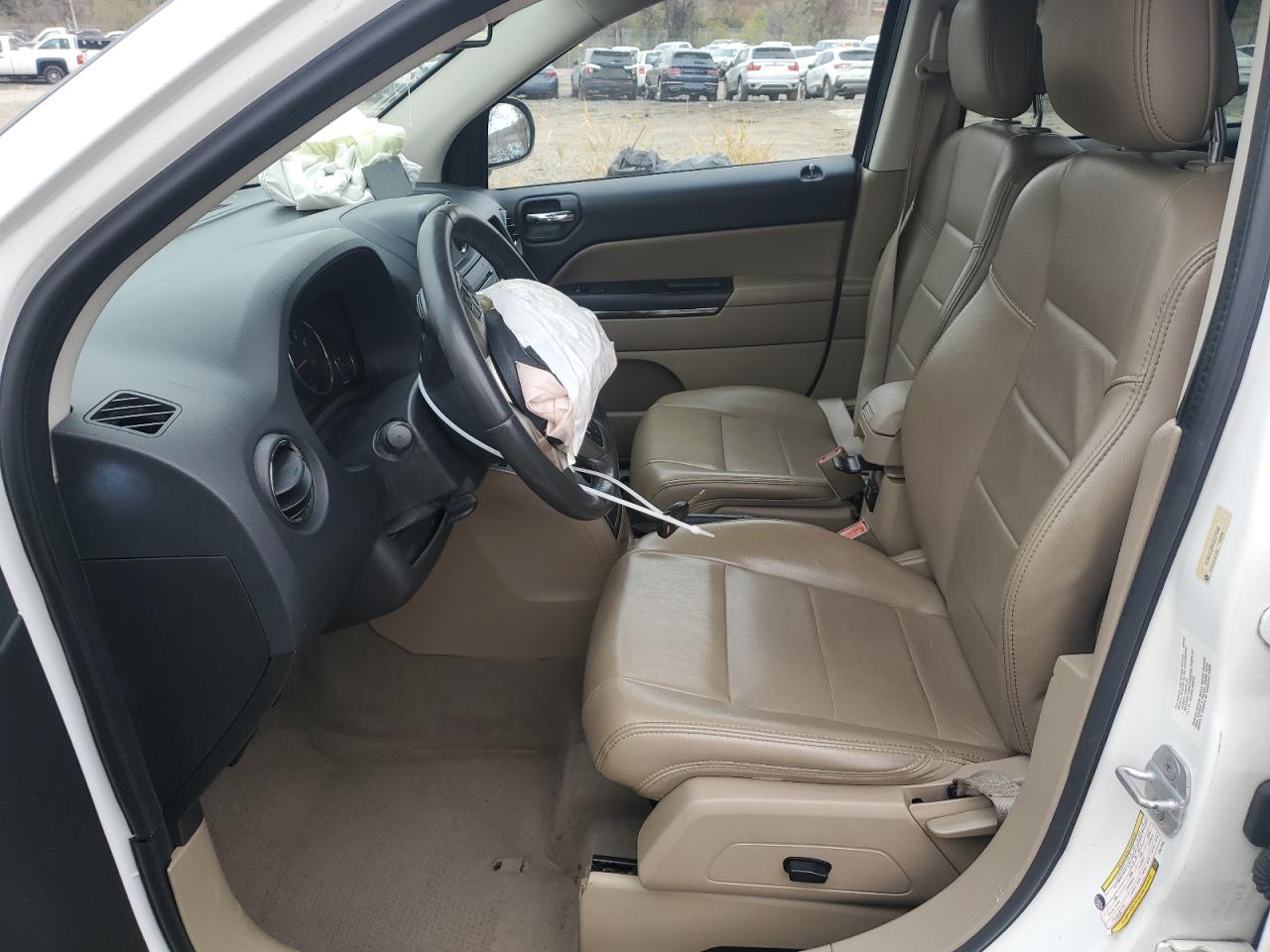 2012 Jeep Compass - Image 7