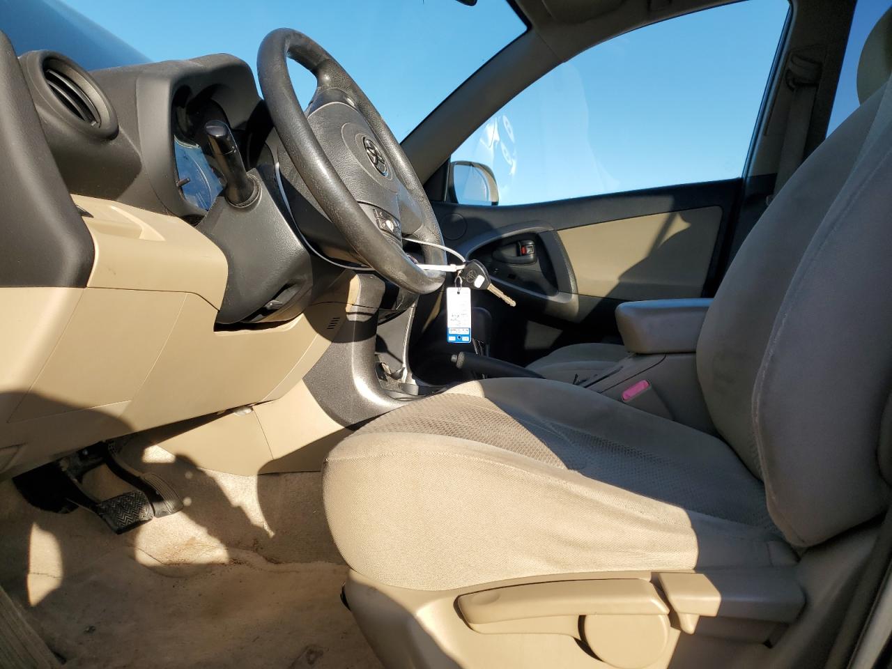2011 Toyota RAV 4 - Image 7