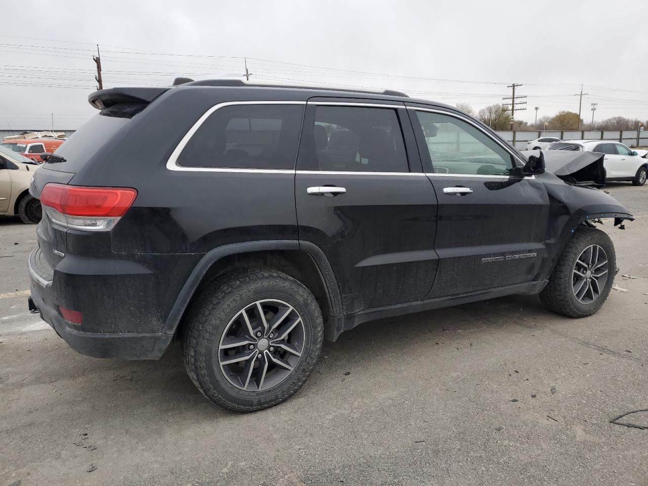 2017 Jeep Grand Cherokee - Image 3