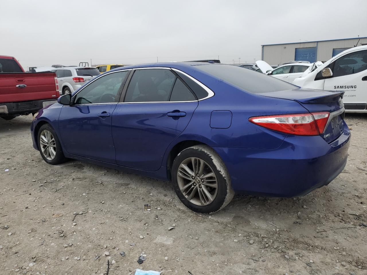 2015 Toyota Camry - Image 2