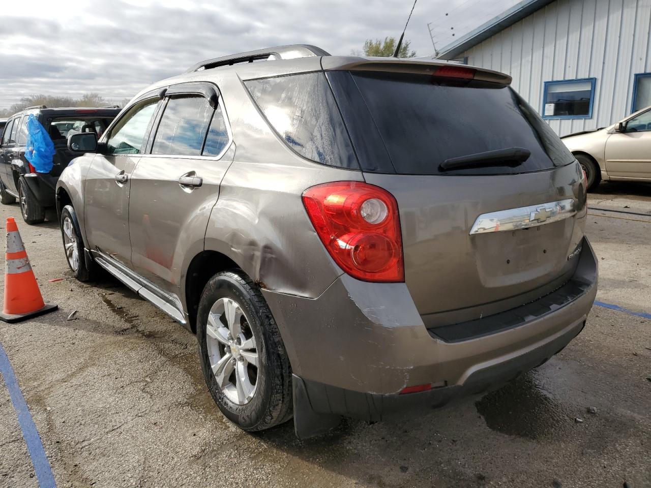 2011 Chevrolet Equinox - Image 2
