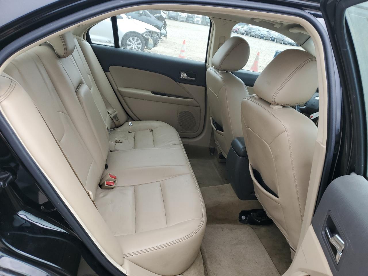 2012 Ford Fusion - Image 10