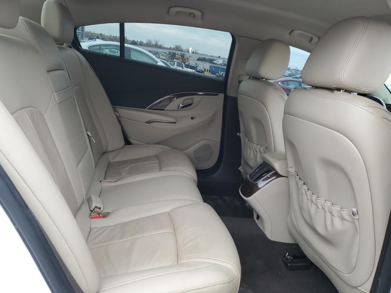 2016 Buick LaCrosse - Image 10