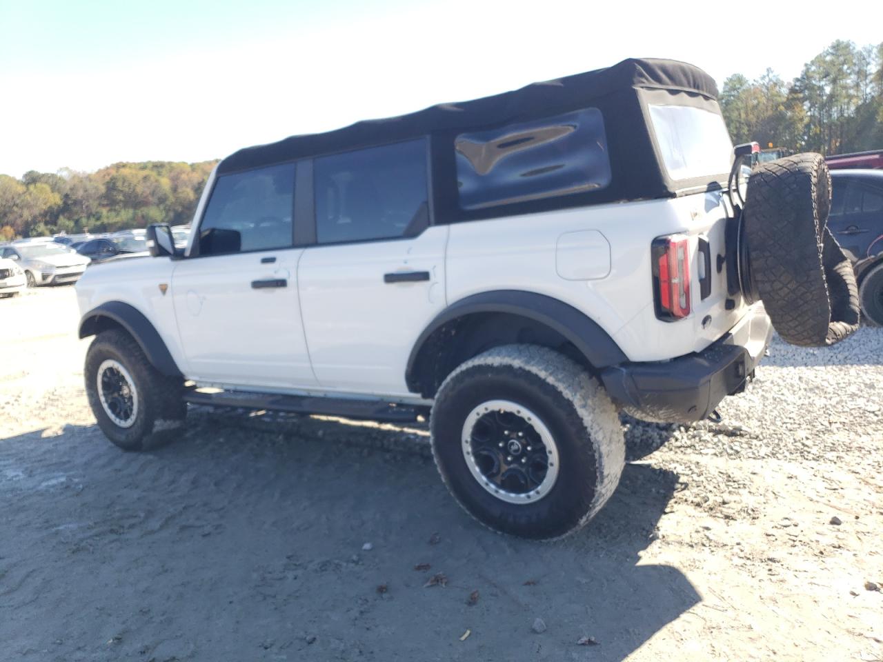 2021 Ford Bronco - Image 2