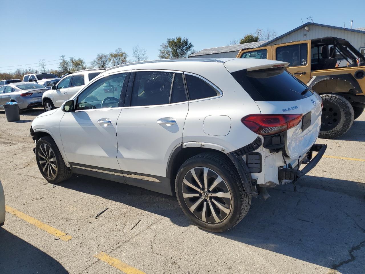 2021 Mercedes-Benz GLA-klasse - Image 2