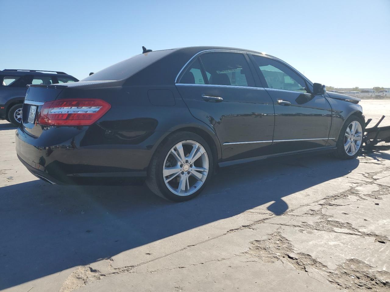 VIN WDDHF5KB0DA677147 2013 MERCEDES-BENZ E-CLASS no.3