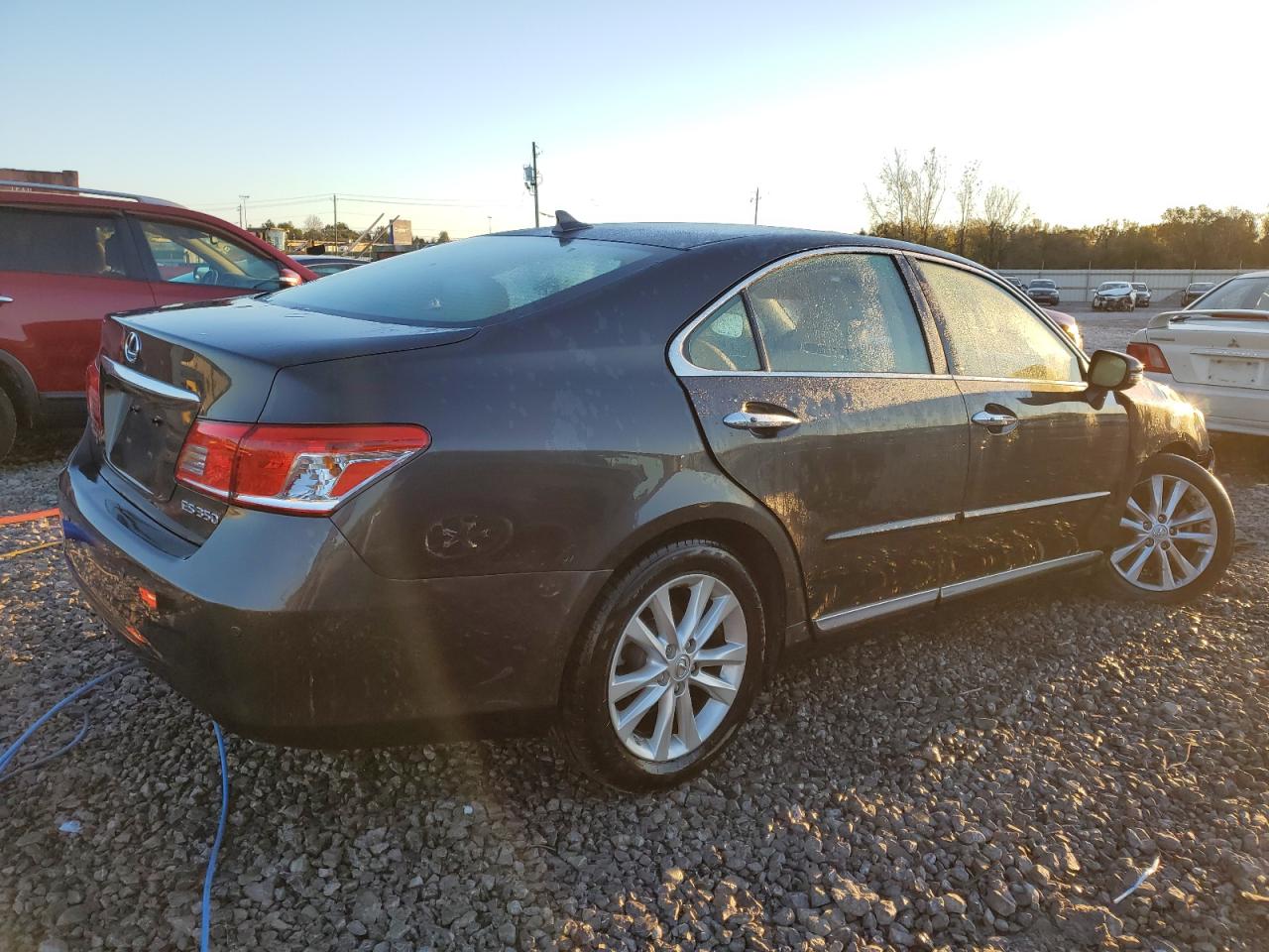 2011 Lexus ES - Image 3
