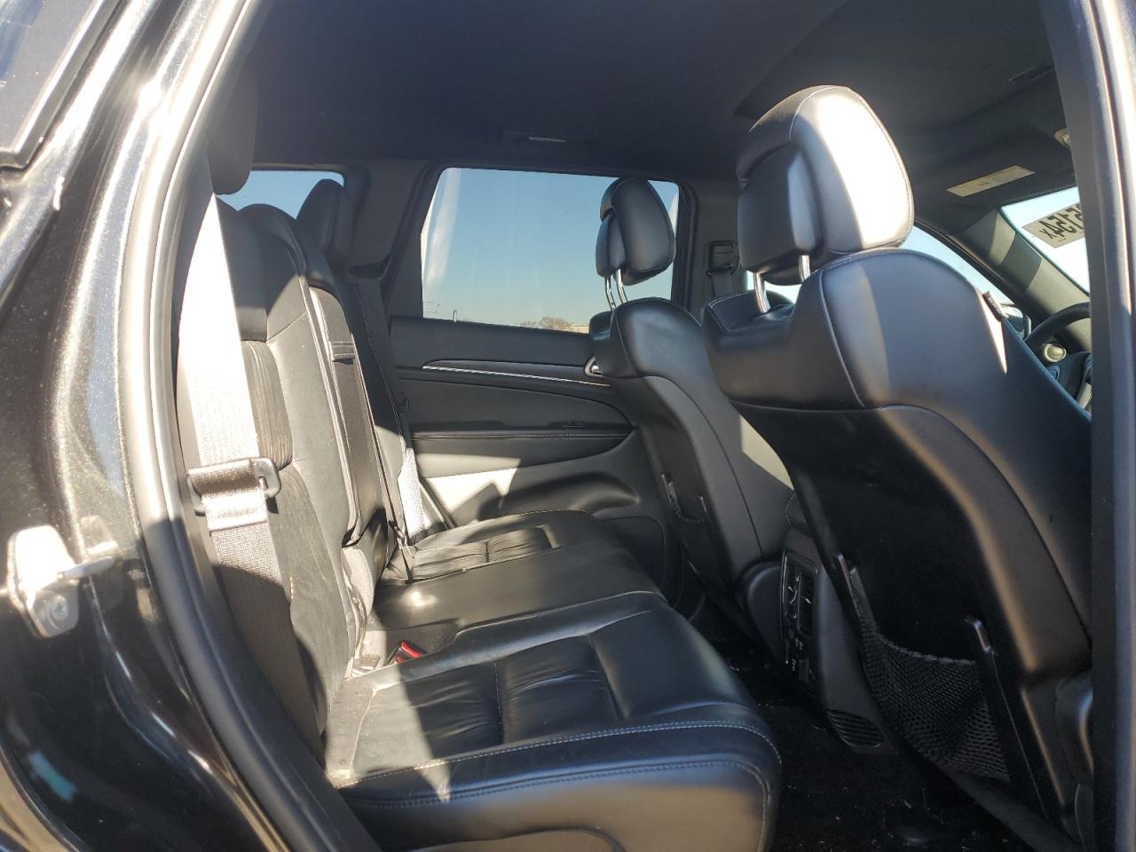 2014 Jeep Grand Cherokee - Image 11
