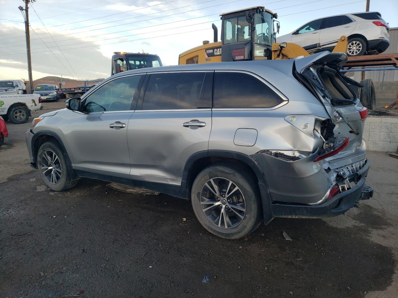 VIN 5TDBZRFH3KS710770 2019 TOYOTA HIGHLANDER no.2