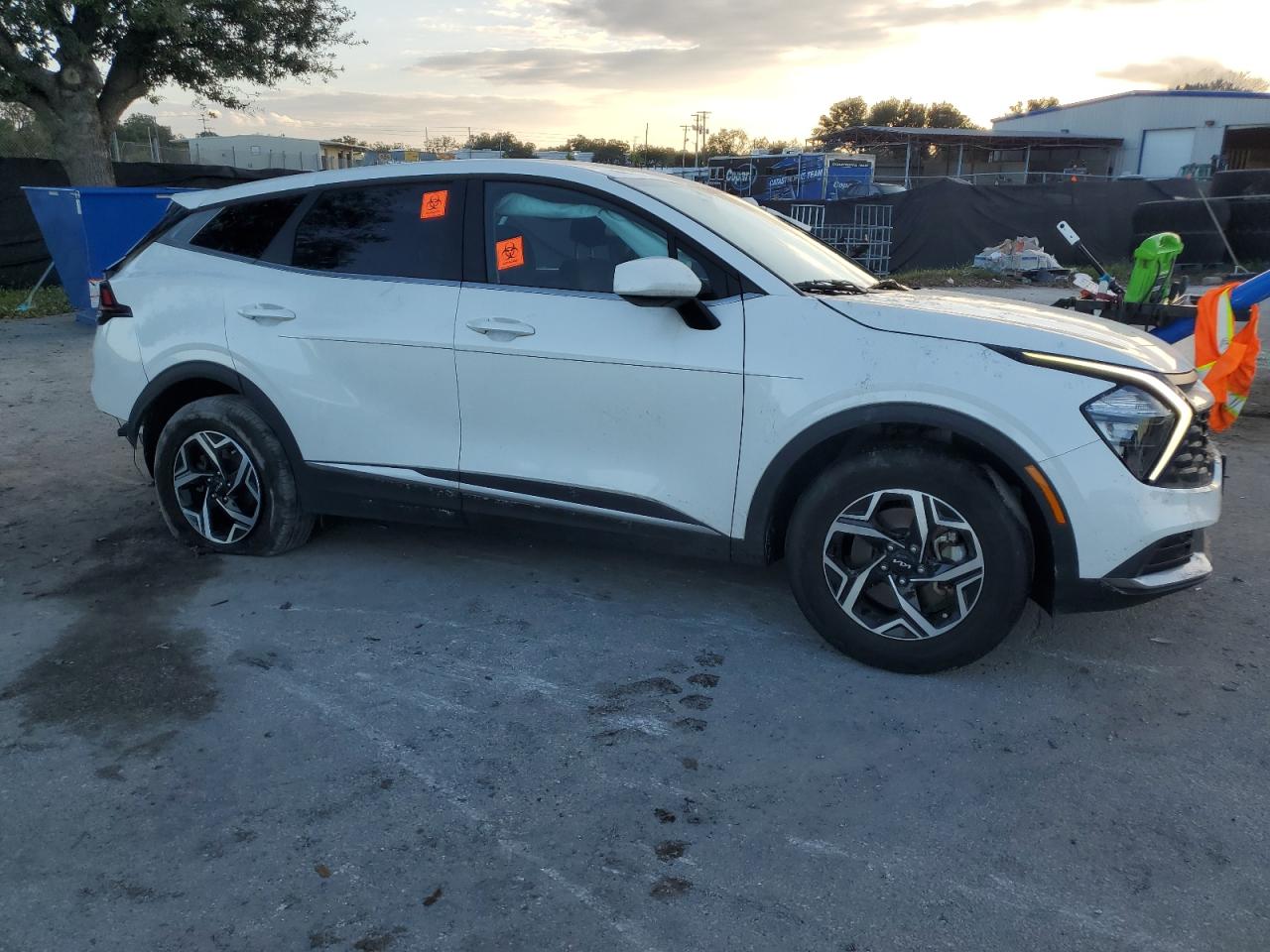 2023 Kia Sportage - Image 4